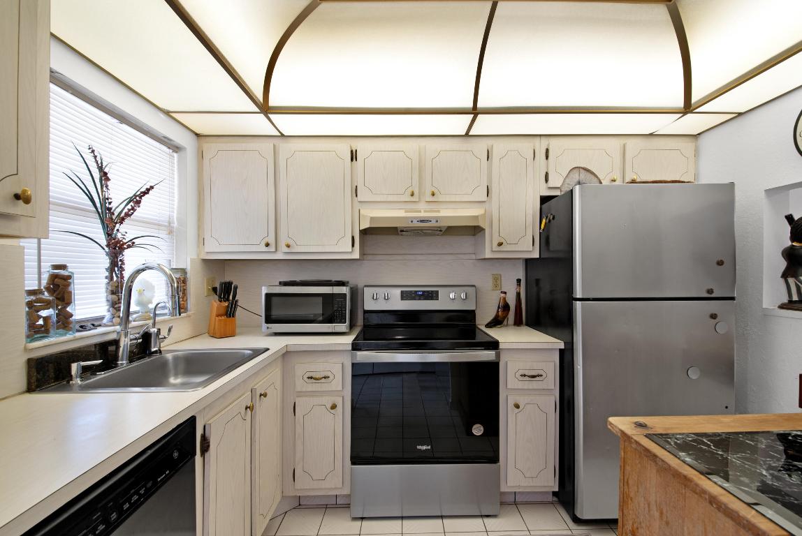 SUNRISE LAKES Phase 3 - Residential