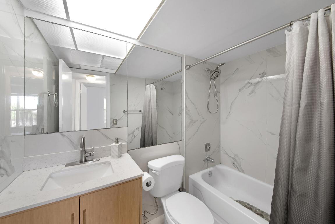 SUNRISE LAKES Phase 3 - Residential