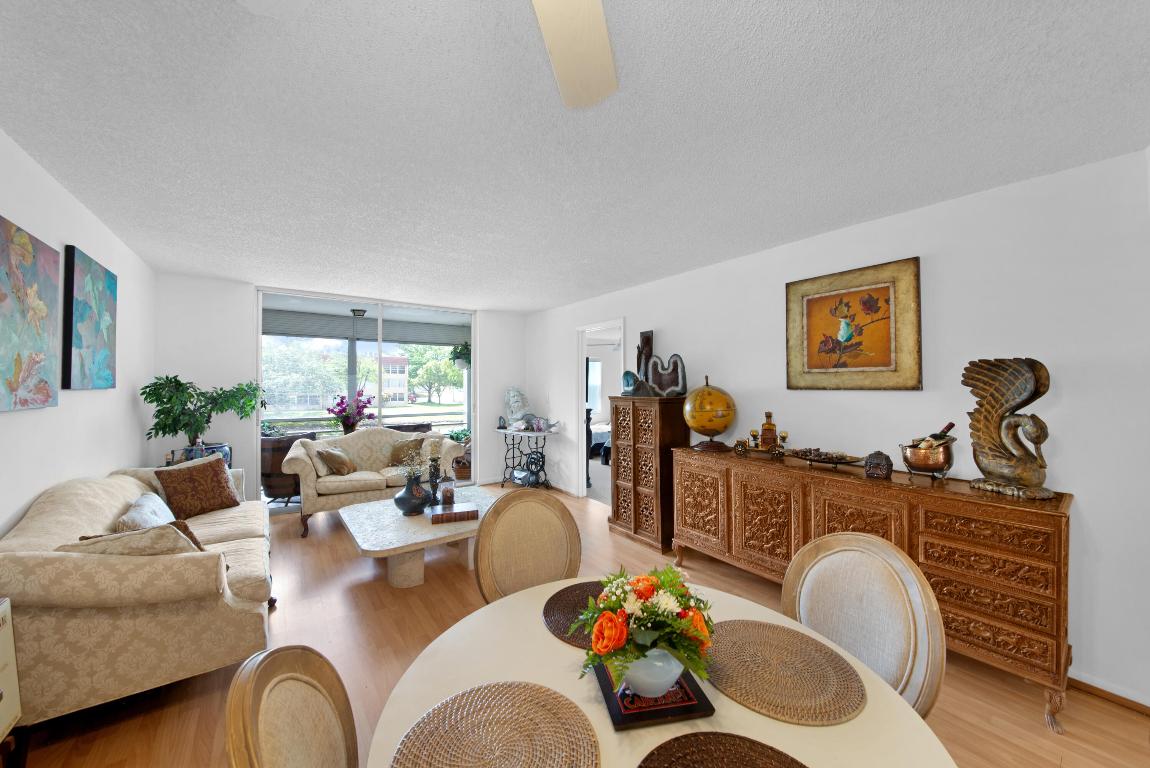 SUNRISE LAKES Phase 3 - Residential