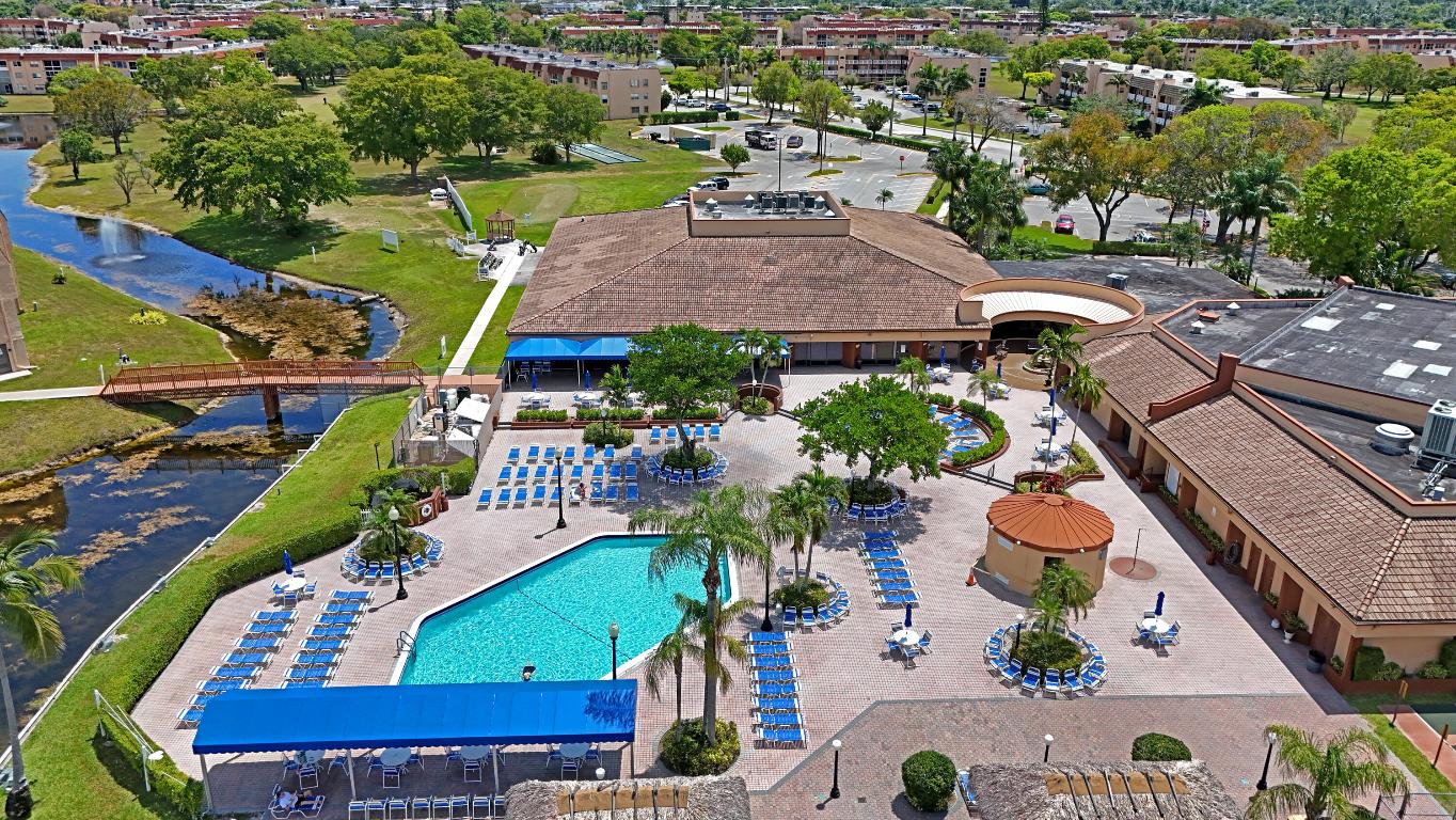 SUNRISE LAKES Phase 3 - Residential