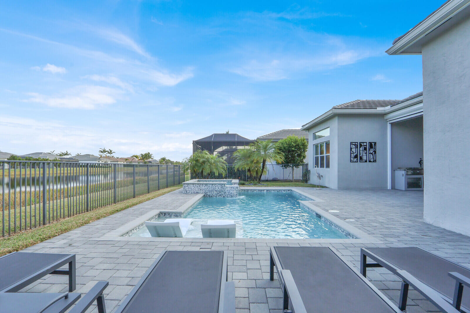 Valencia Sound - Residential