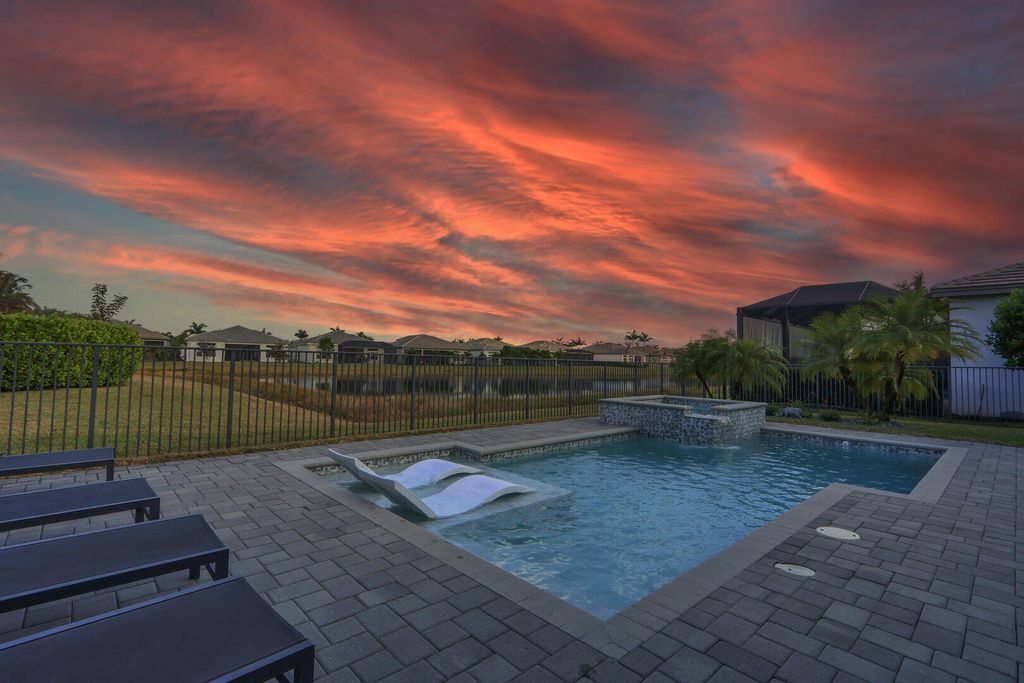 Photo of 12752 Veneto Springs Drive, Boynton Beach, FL 33473 (MLS # R11169668)