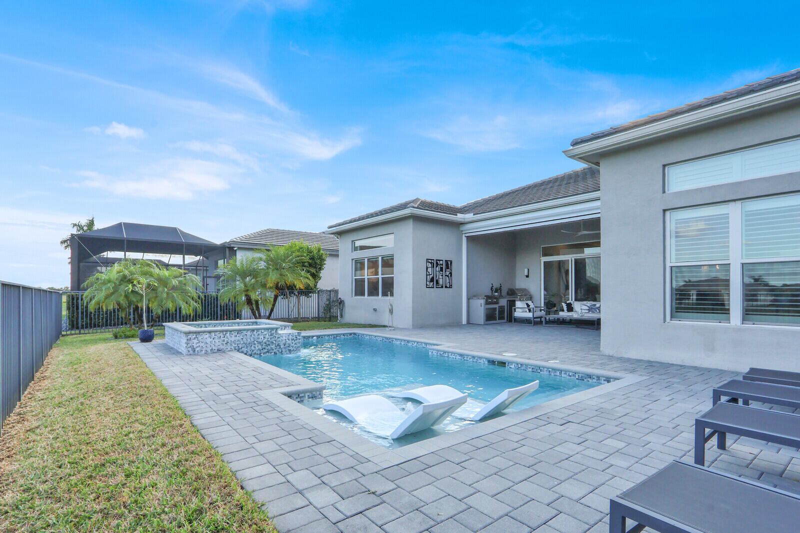 Valencia Sound - Residential