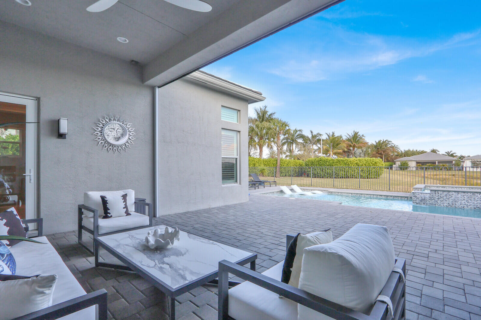 Valencia Sound - Residential