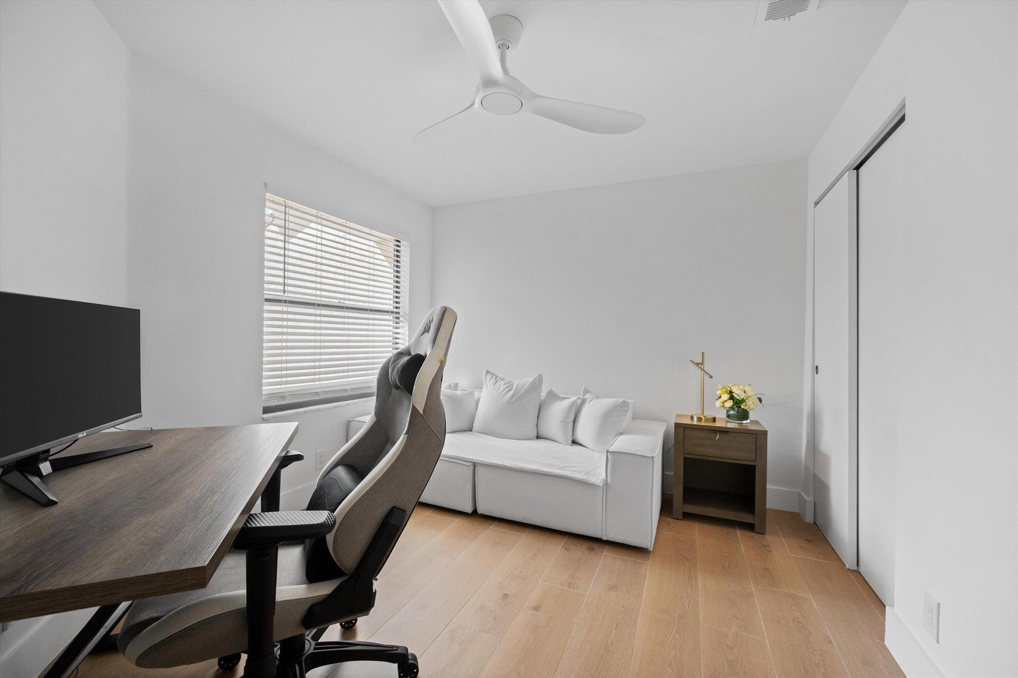 SHORES AT WELLINGTON II C - Residential