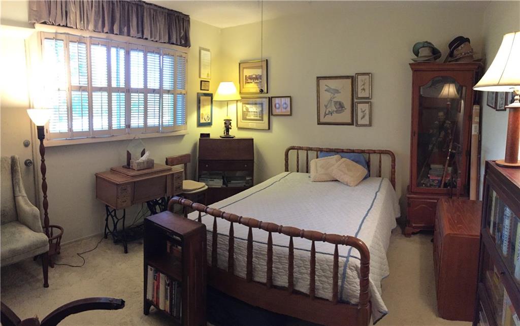 Rivercrest Condominium - Residential