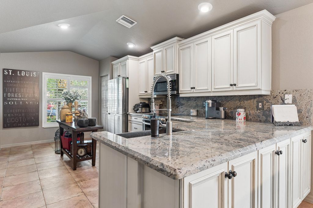 Photo of 5318 Vernio Lane, Boynton Beach, FL 33437 (MLS # B26026357)