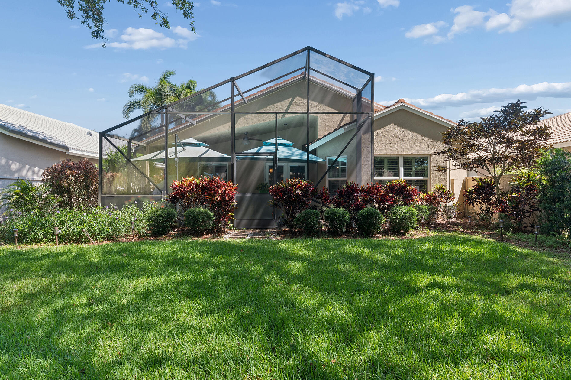 TUSCANY BAY - Residential