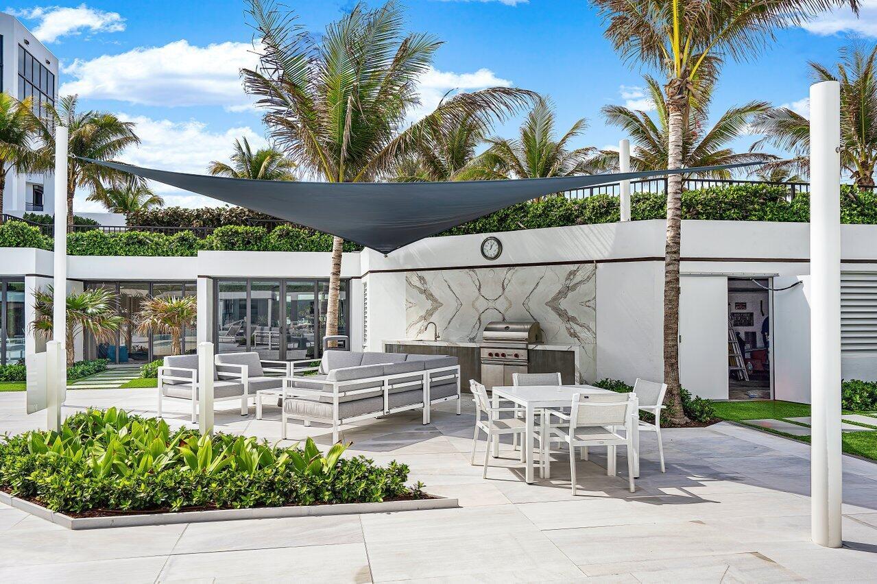 PALM BEACH HAMPTON CONDO - Residential