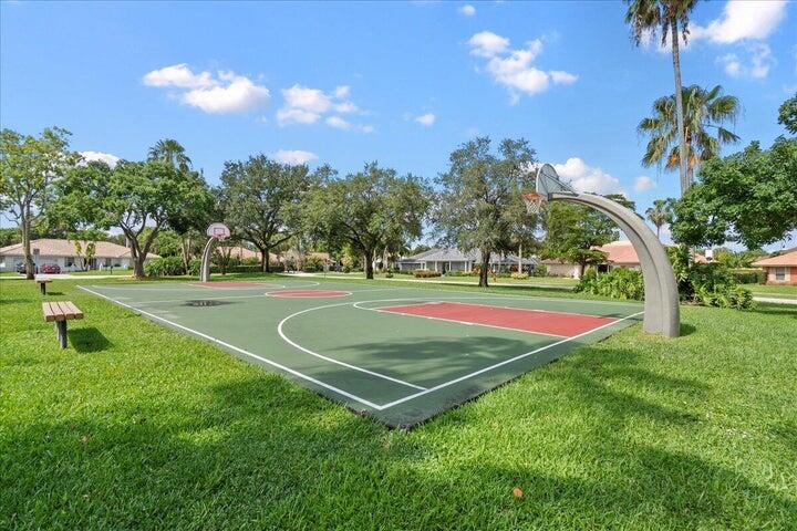 GREENVIEW SHORES 2 OF WELLINGTON - Residential Lease