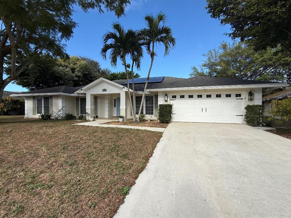 GREENVIEW SHORES 2 OF WELLINGTON - Residential Lease