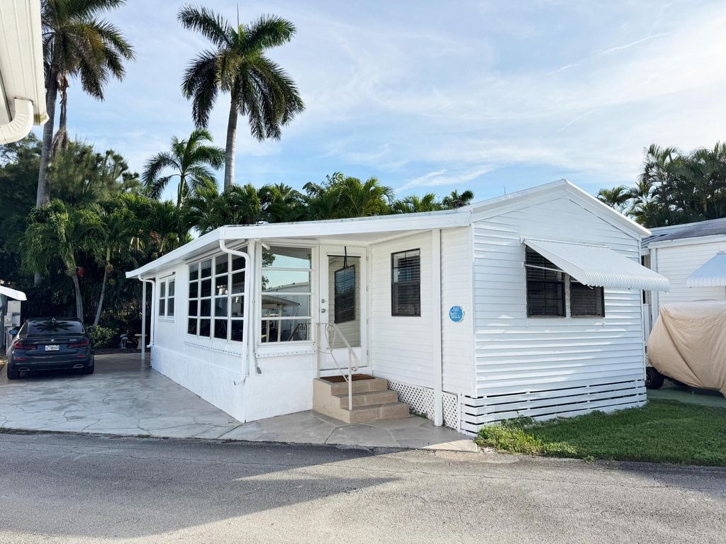 Photo of 210 Cardinal Drive #B, Briny Breezes, FL 33435 (MLS # R11145736)