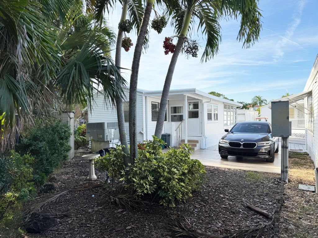 Photo of 210 Cardinal Drive #B, Briny Breezes, FL 33435 (MLS # R11145736)