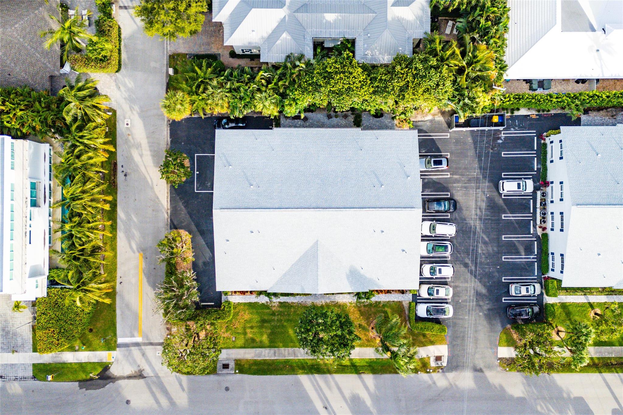 INNER CIRCLE CONDO - Residential