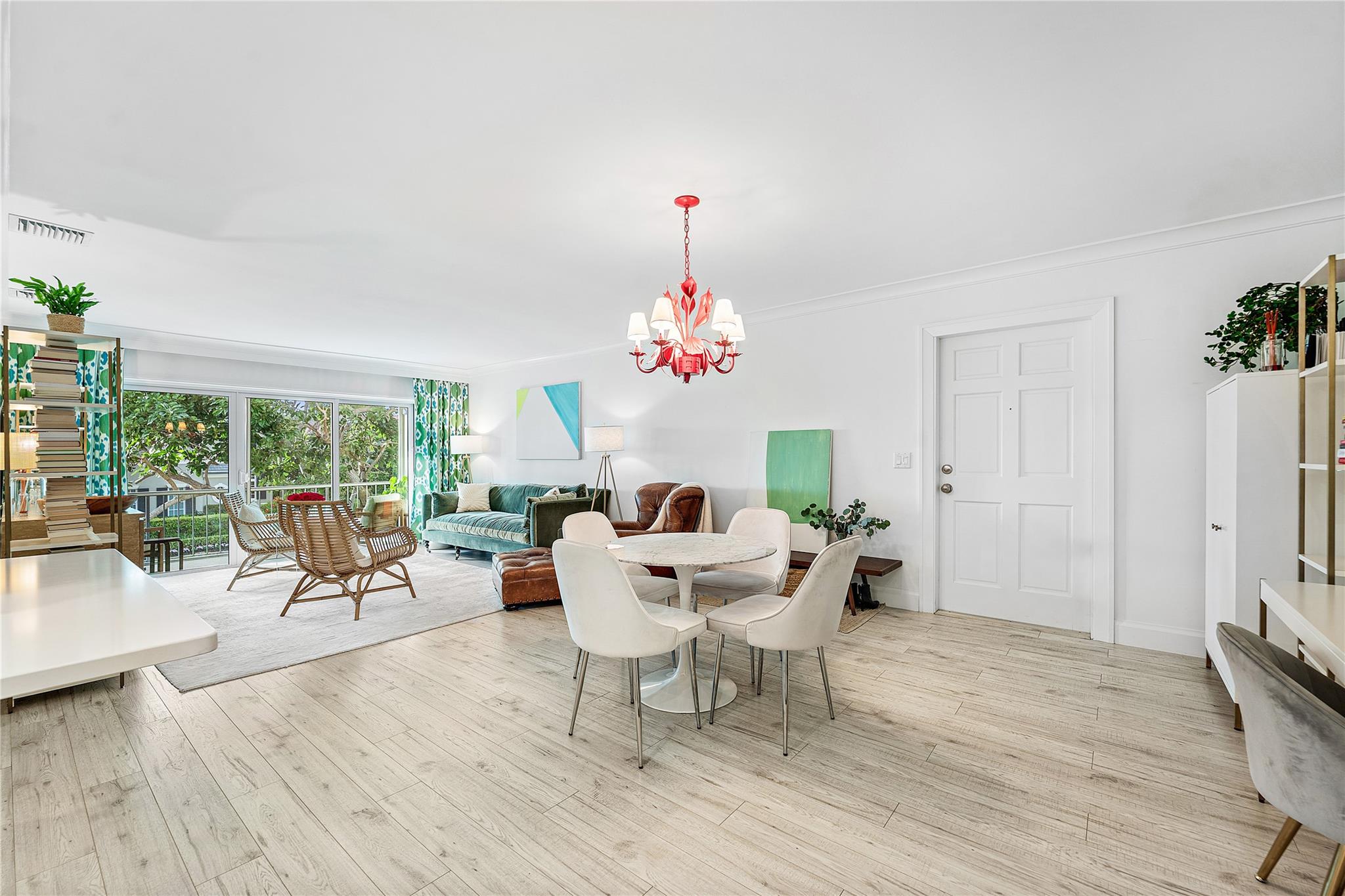 INNER CIRCLE CONDO - Residential