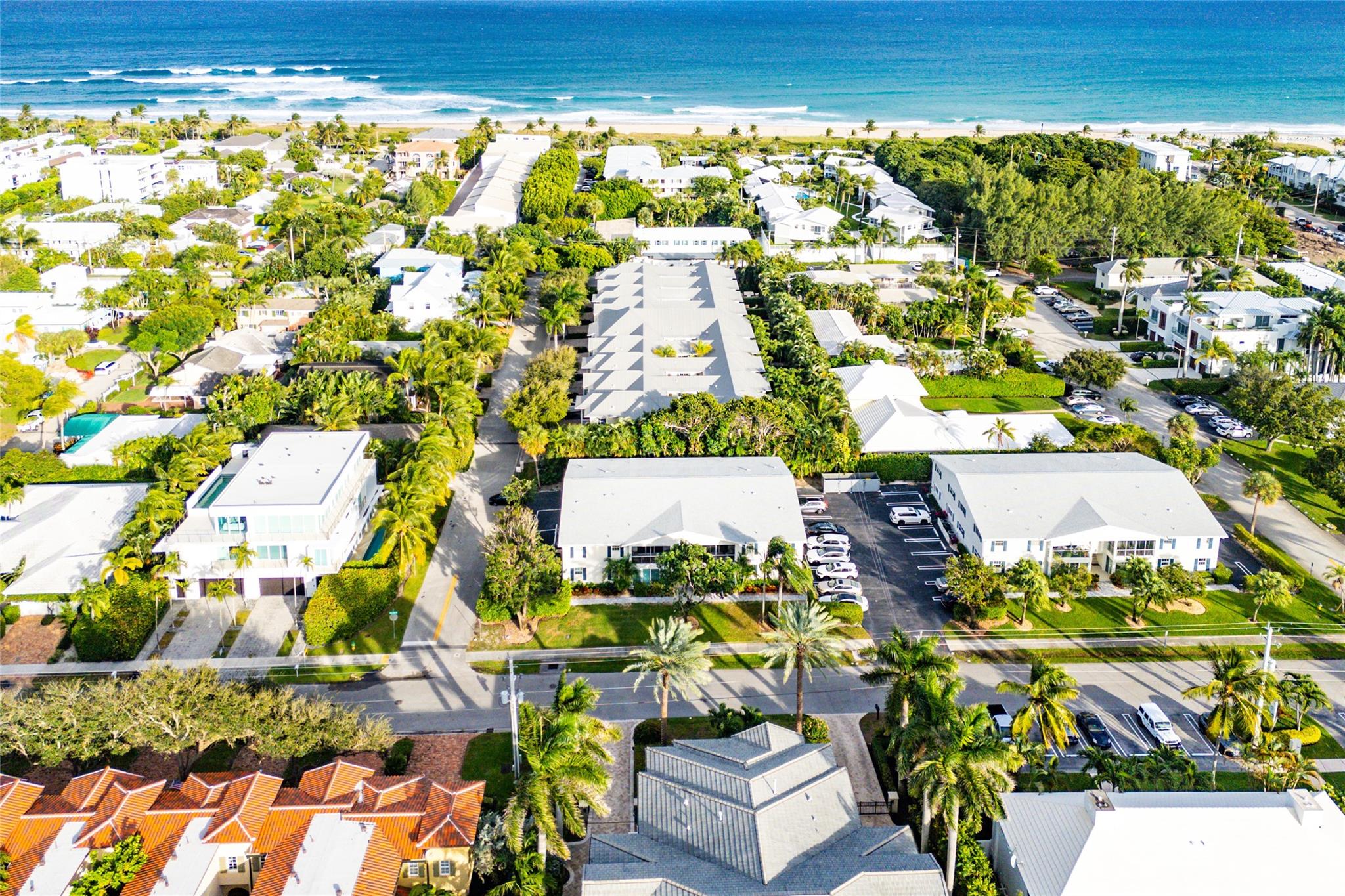 INNER CIRCLE CONDO - Residential