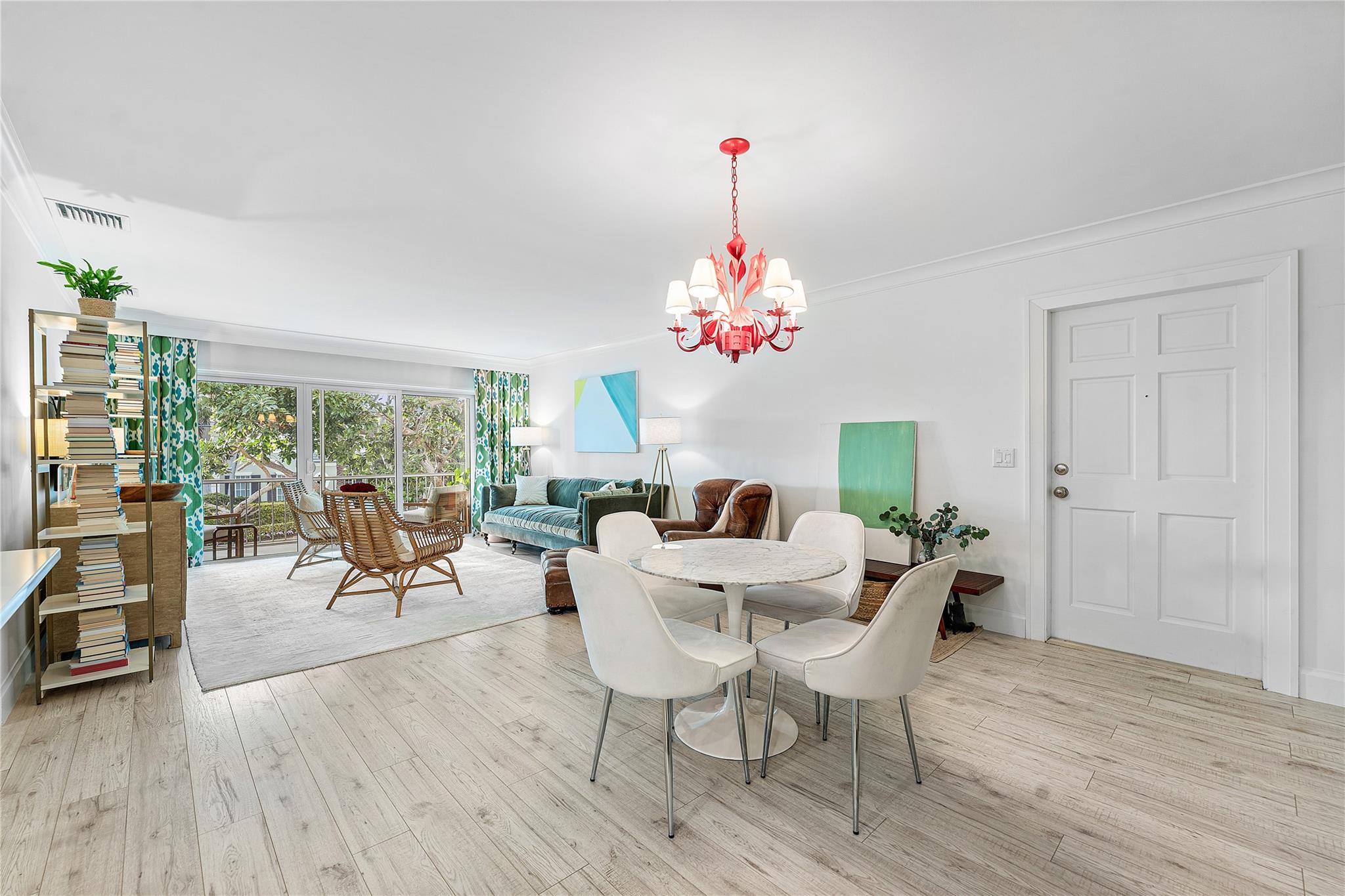 INNER CIRCLE CONDO - Residential