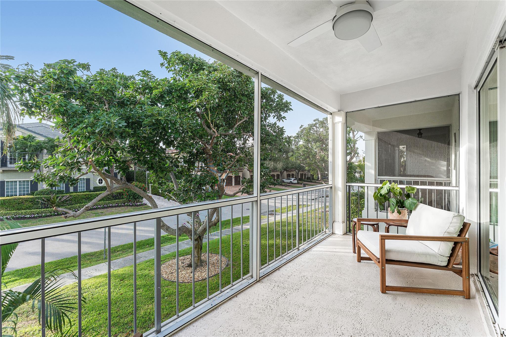 INNER CIRCLE CONDO - Residential