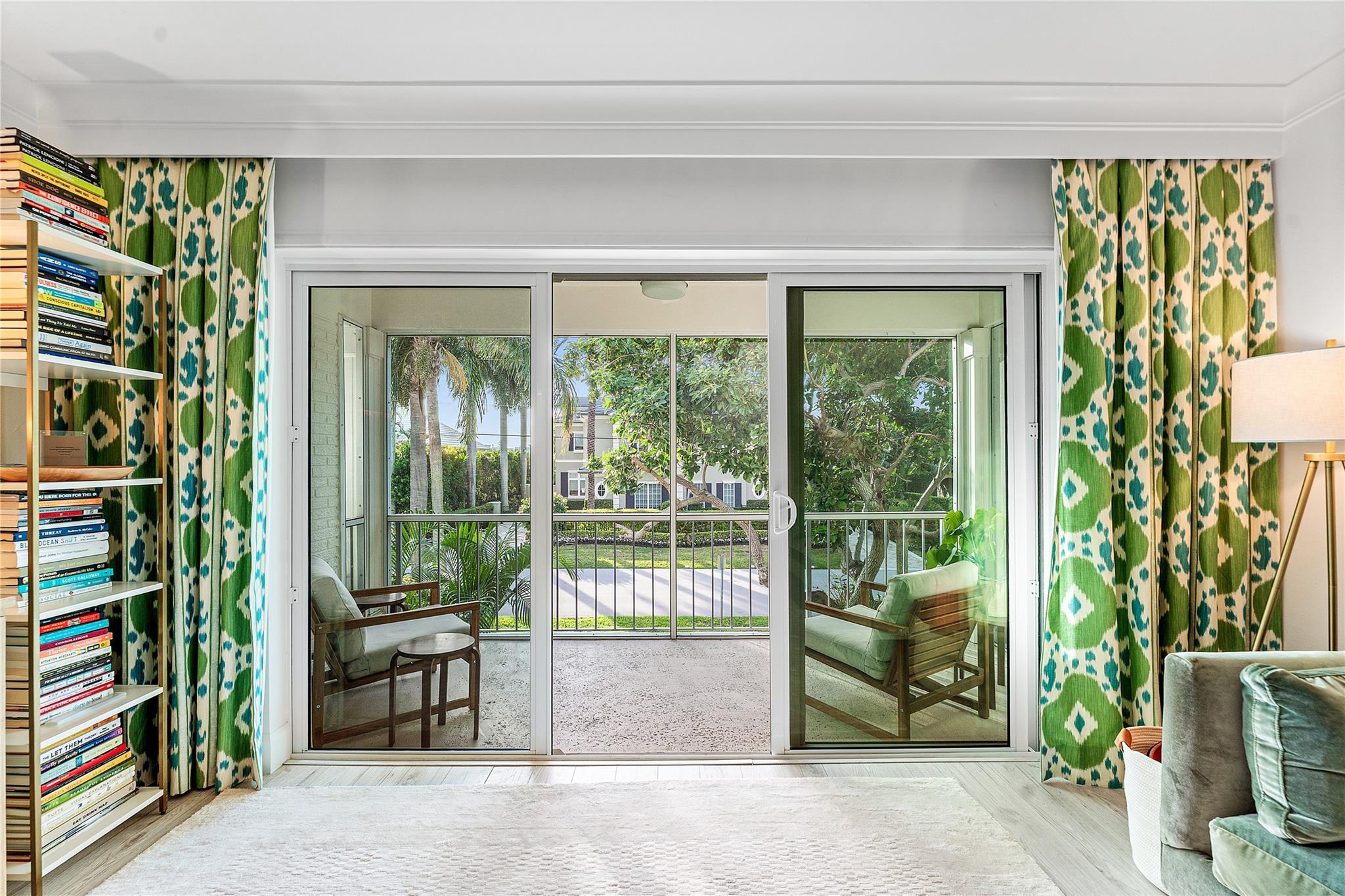 INNER CIRCLE CONDO - Residential