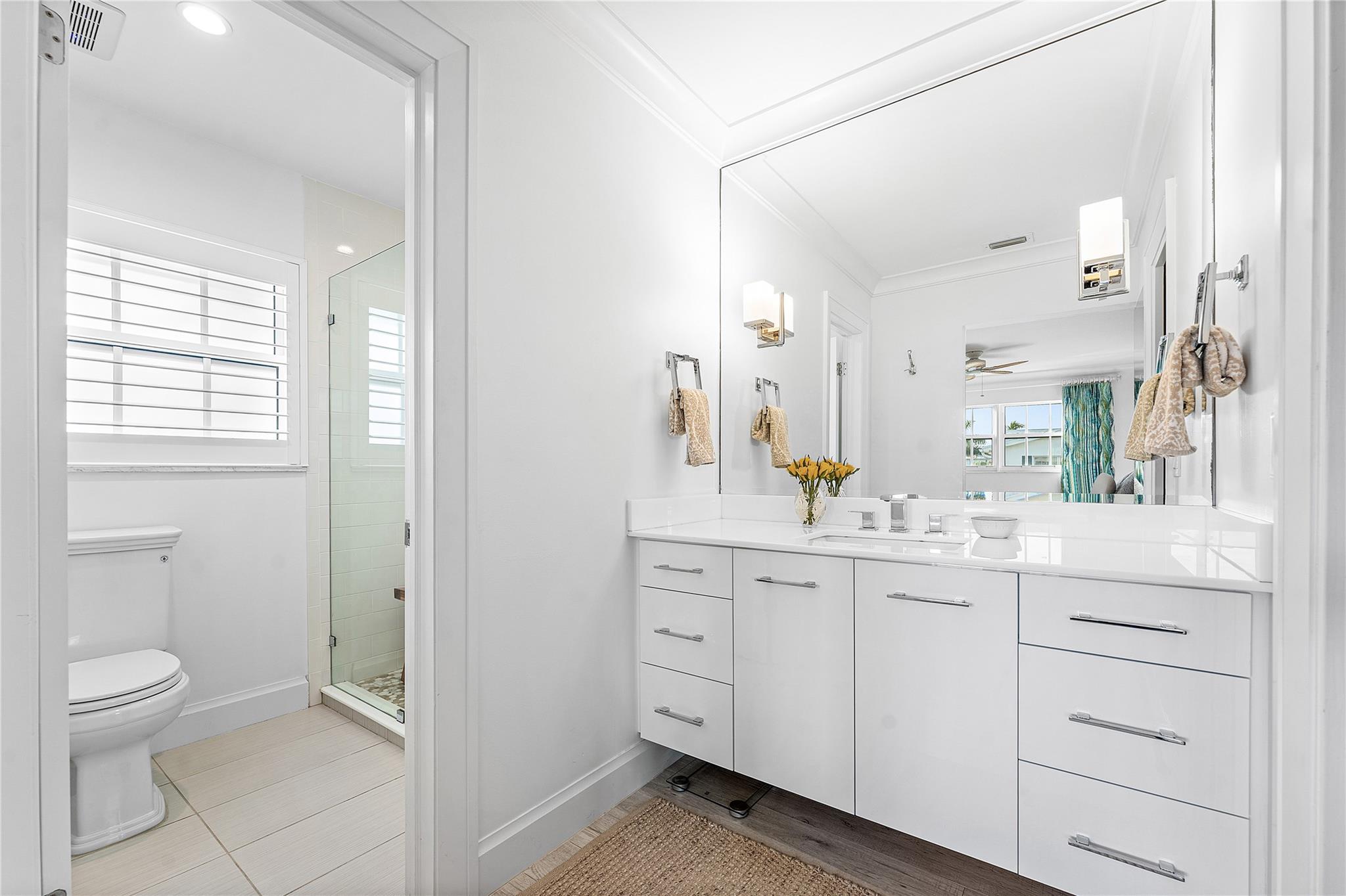 INNER CIRCLE CONDO - Residential