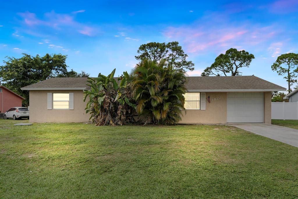 Photo of 1822 SE Floresta Drive, Port Saint Lucie, FL 34983 (MLS # R10765159)