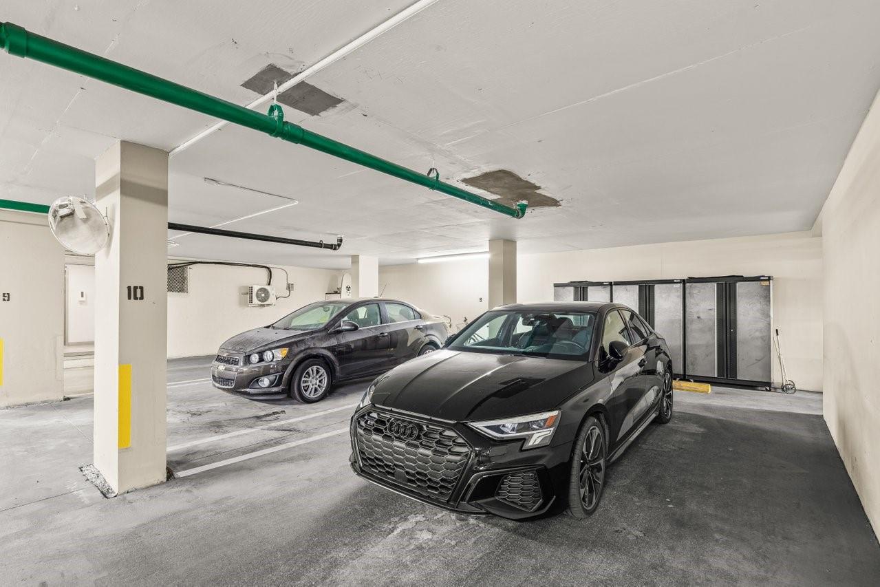 Ocean Monarch - Residential