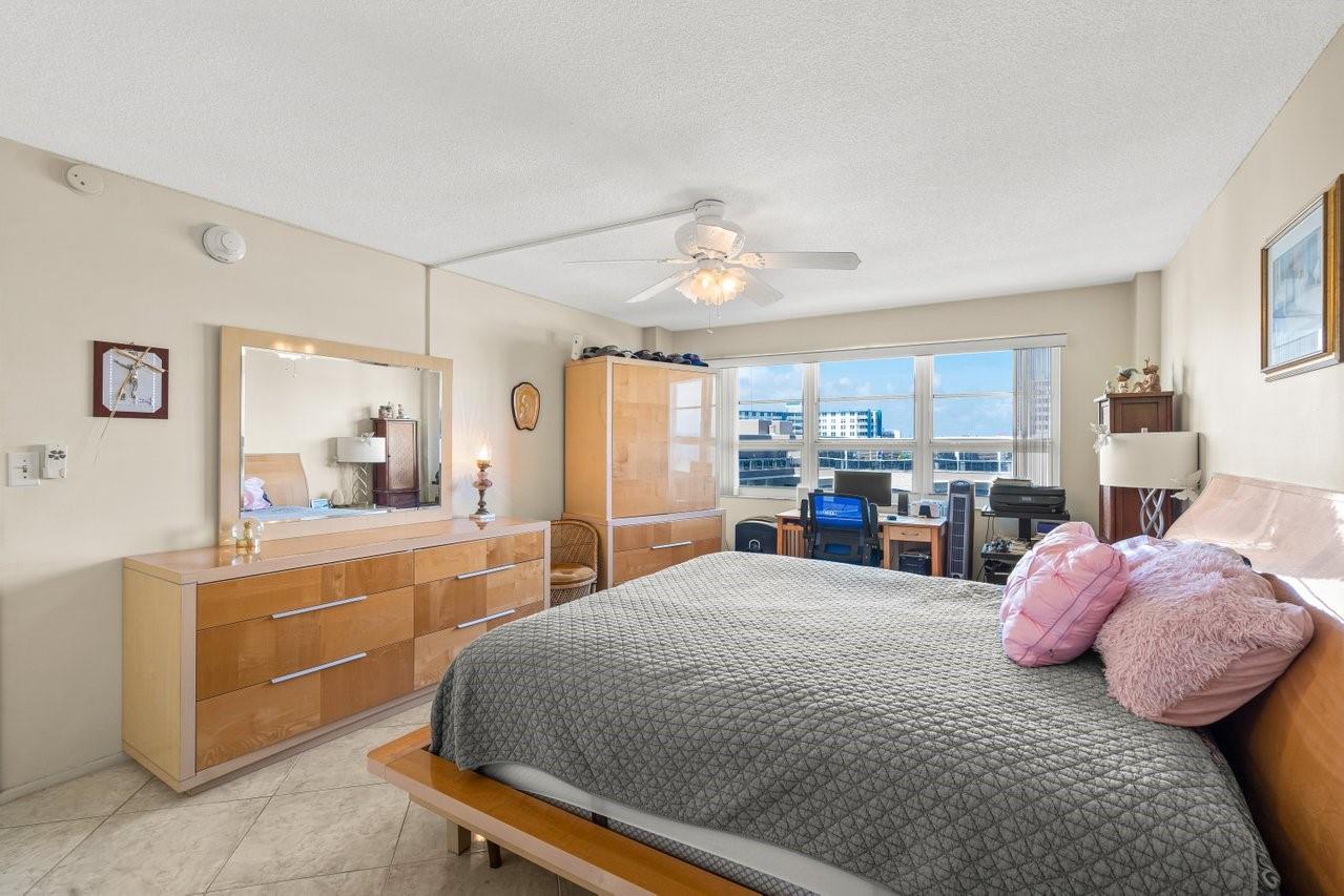 Ocean Monarch - Residential