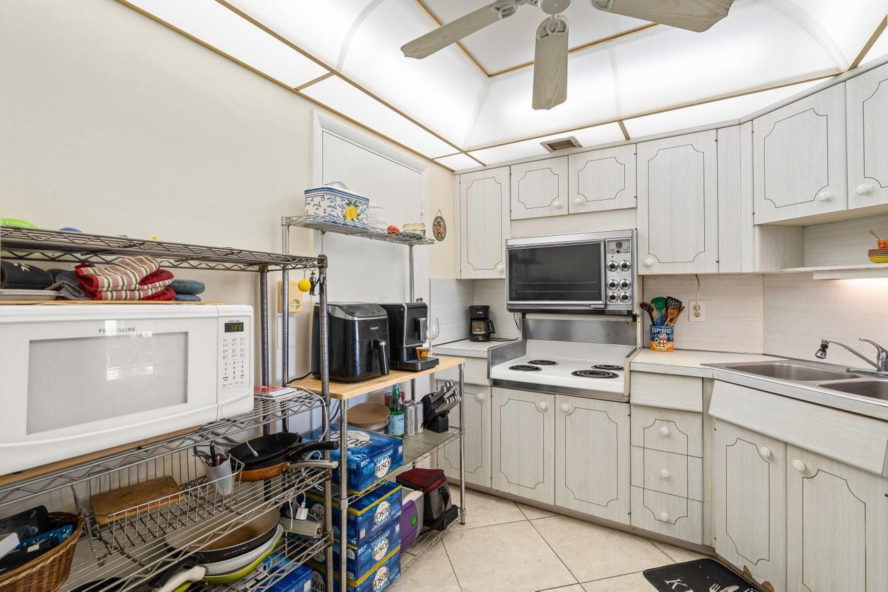 Ocean Monarch - Residential