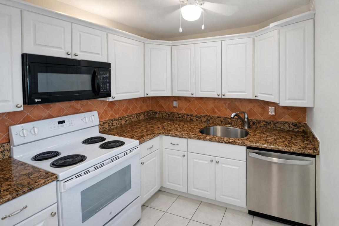 KINGS POINT PIEDMONT CONDOS - Residential Lease