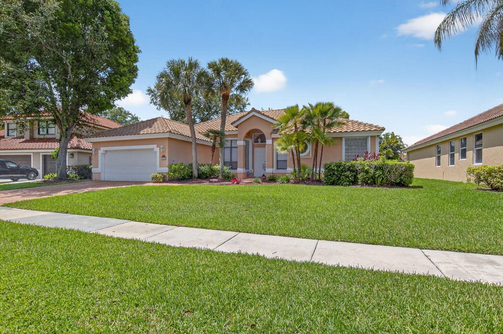 Photo of 10028 Venezia Place, Boca Raton, FL 33428 (MLS # R11129179)