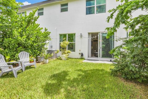 A home in Deerfield Beach