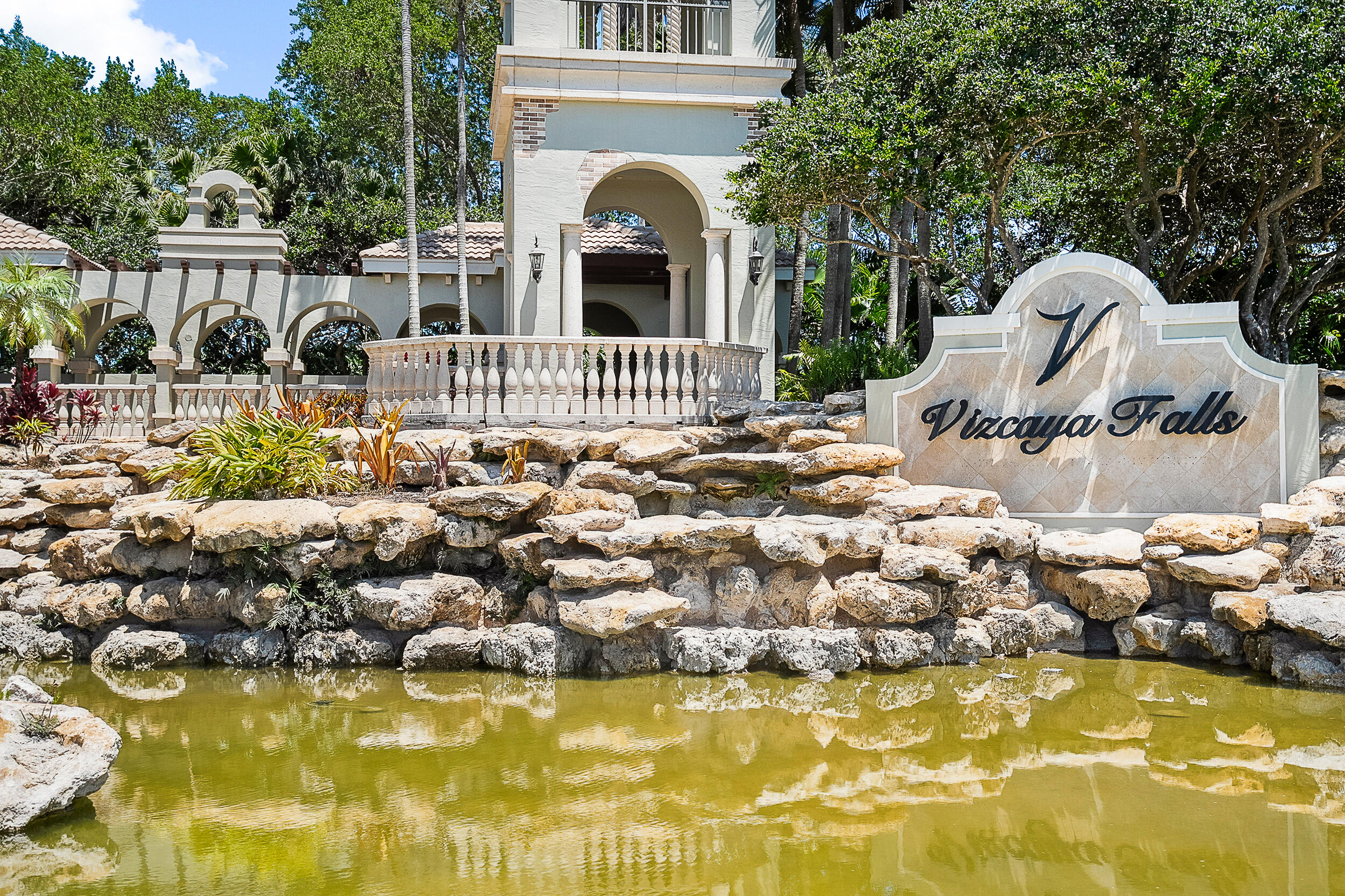 Vizcaya Falls - Residential