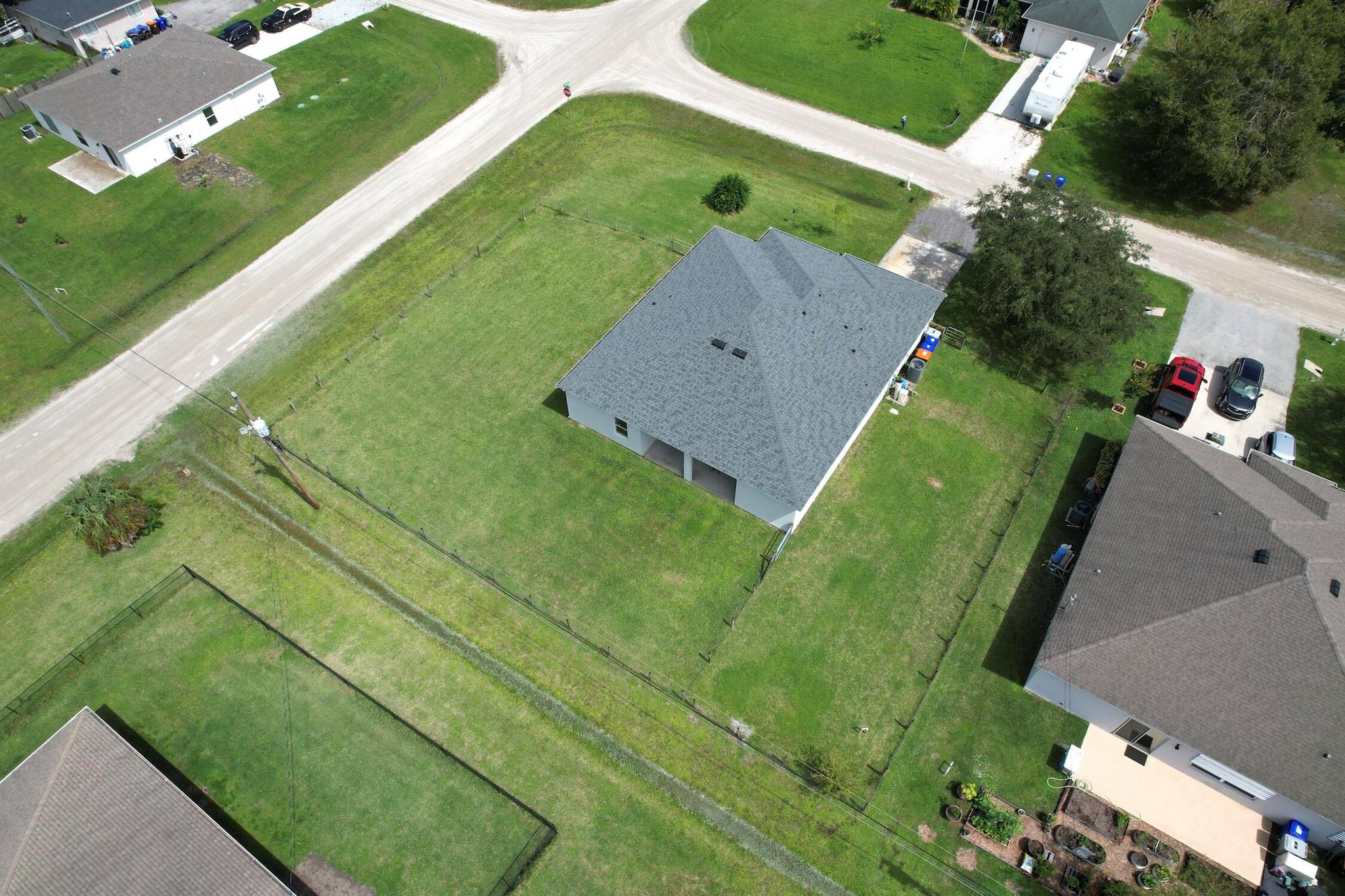 VERO LAKE ESTATES UNIT J - Residential