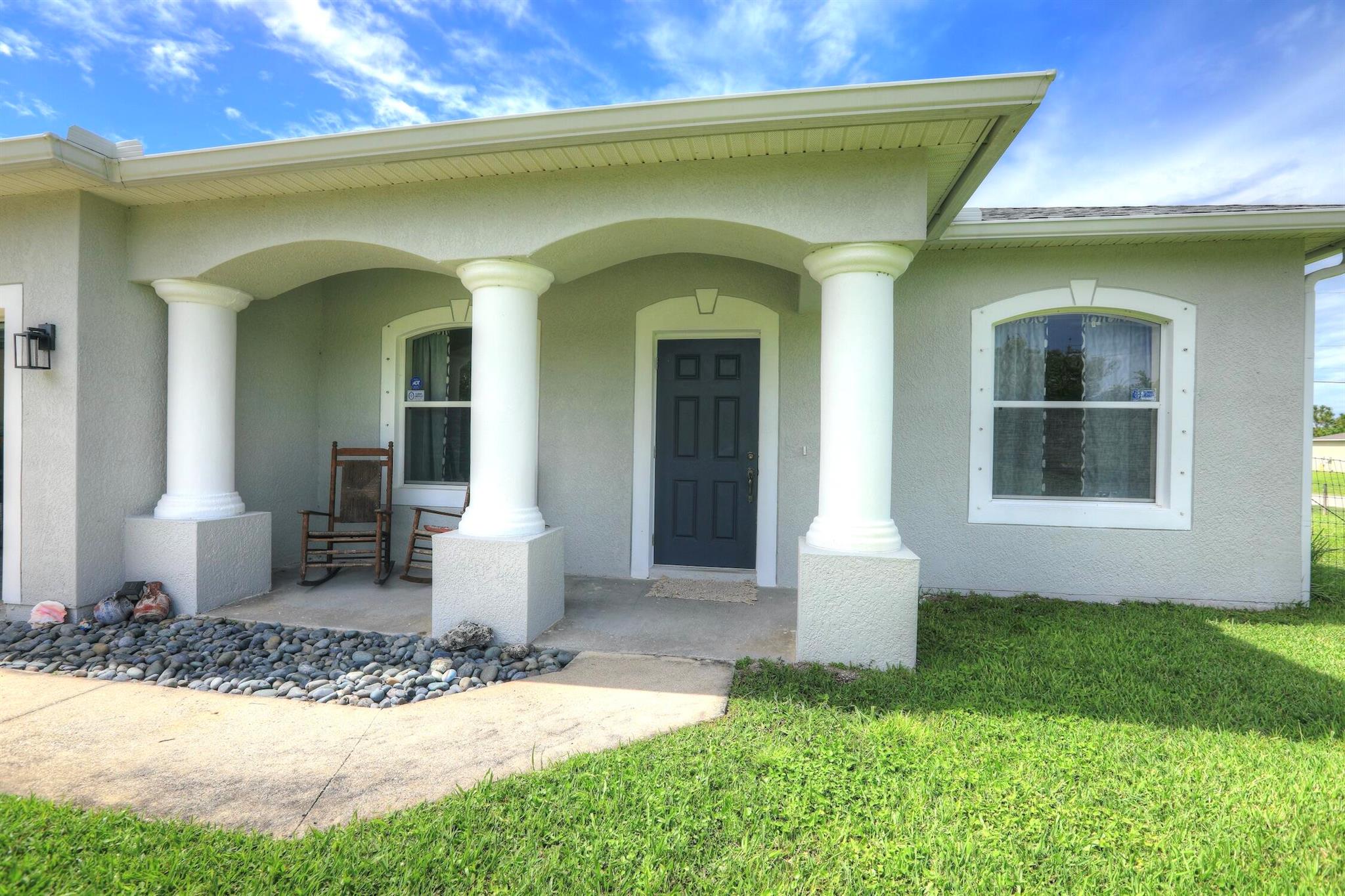 VERO LAKE ESTATES UNIT J - Residential