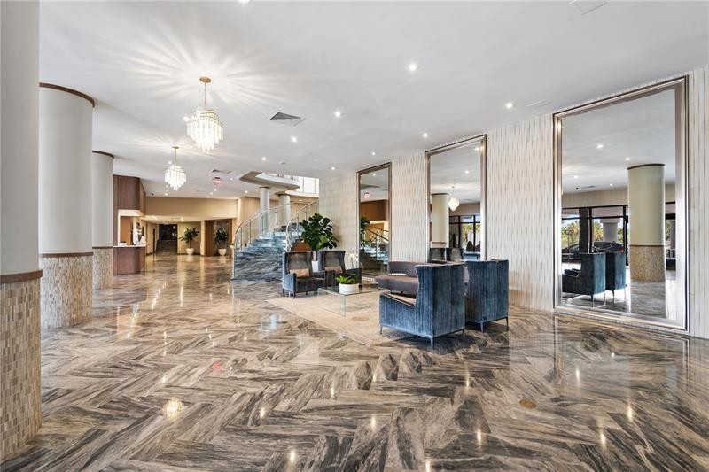 THE CARRIAGE HOUSE CONDO - Residential