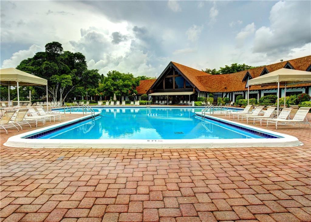 INTERNATIONAL VILLAGE CON - Residential