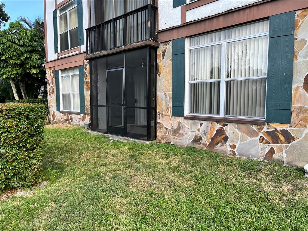 INTERNATIONAL VILLAGE CON - Residential