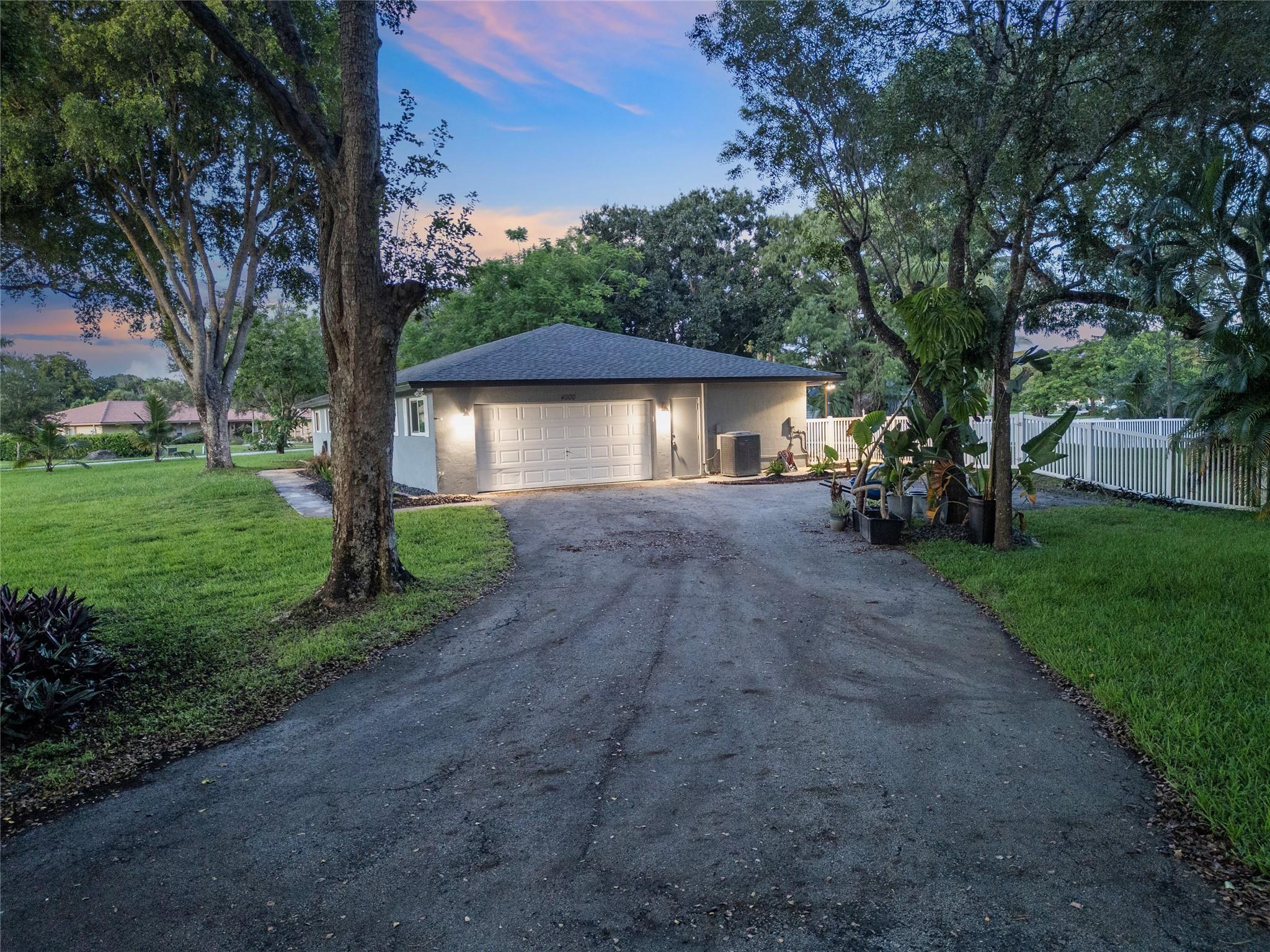 4000 SW 109th Ave