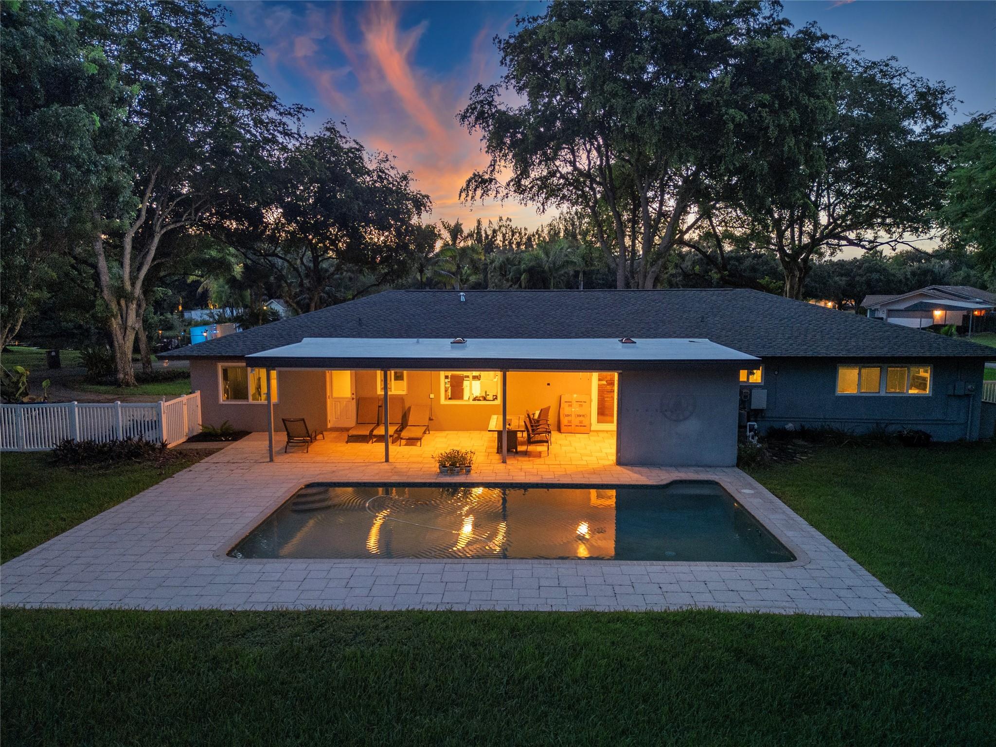 4000 SW 109th Ave
