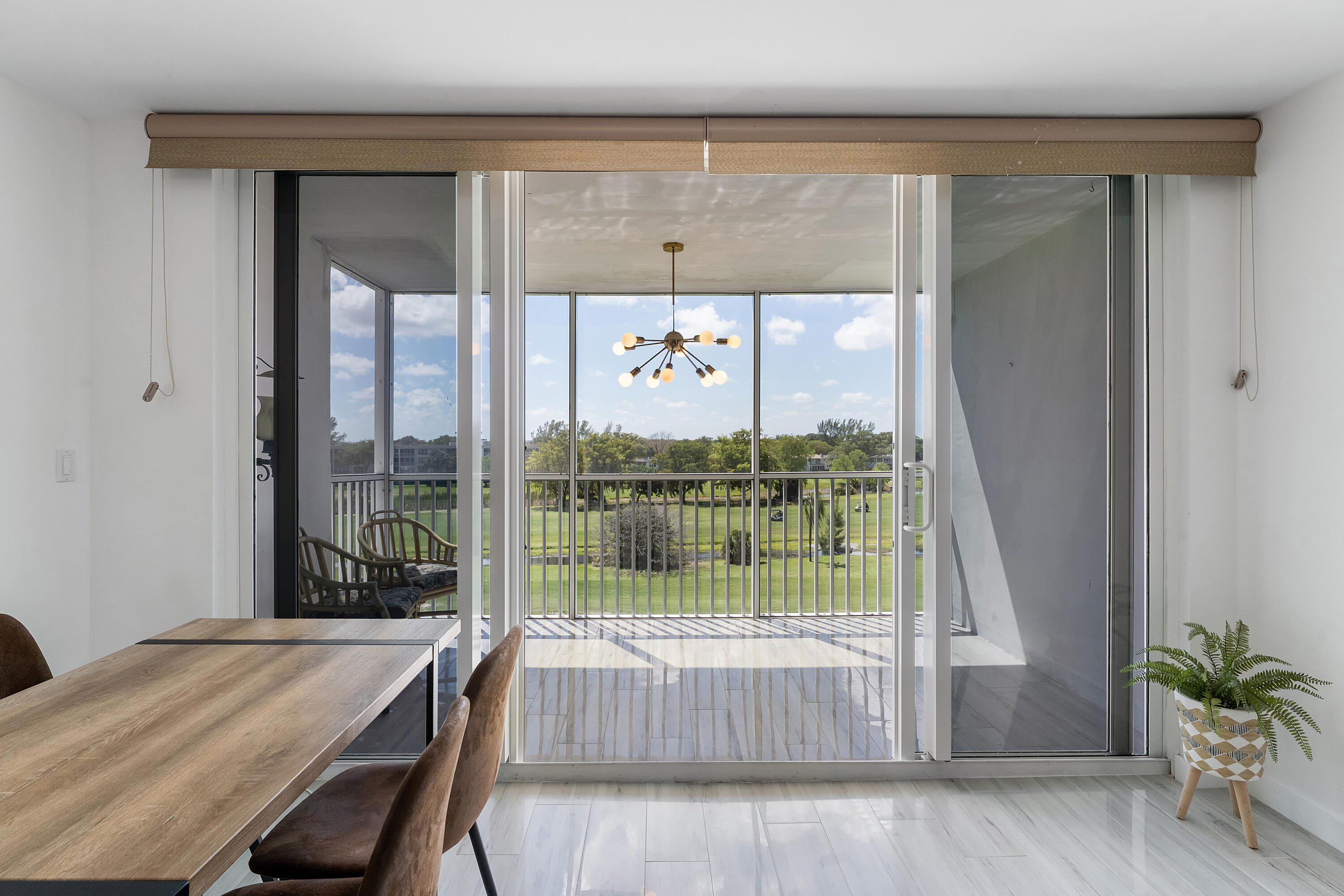 NO 18 PALM-AIRE COUNTRY CLUB - Residential Lease