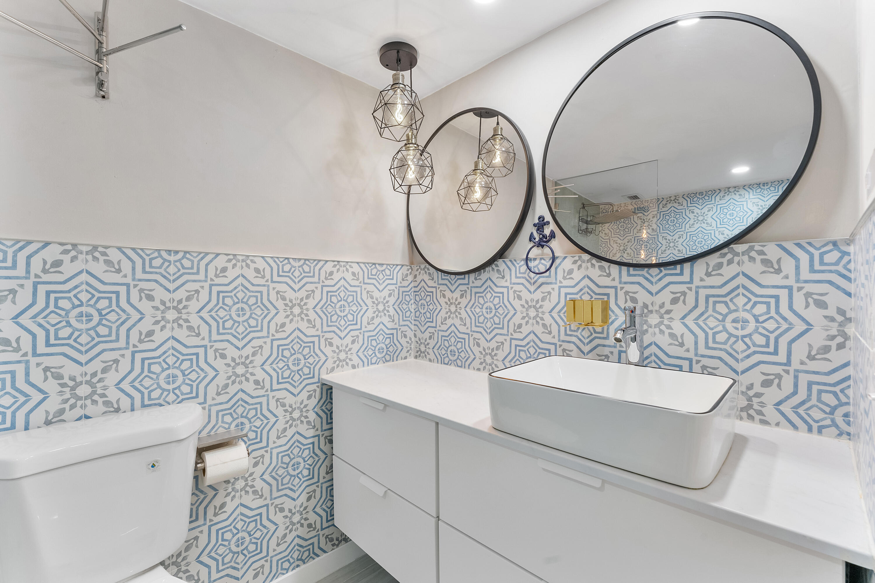 NO 18 PALM-AIRE COUNTRY CLUB - Residential Lease