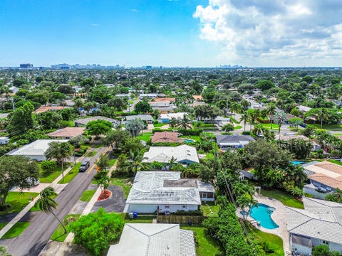 Tiny photo for 461 SE 3RD Avenue, Pompano Beach, FL 33060 (MLS # B26088645)