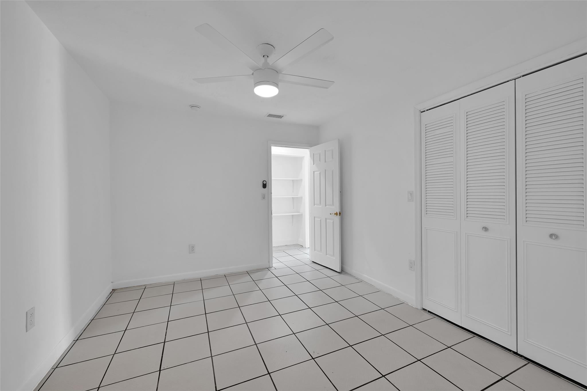 Davis Isles 29-19 B - Residential