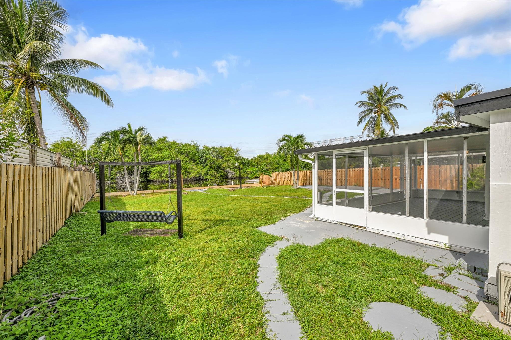 Davis Isles 29-19 B - Residential