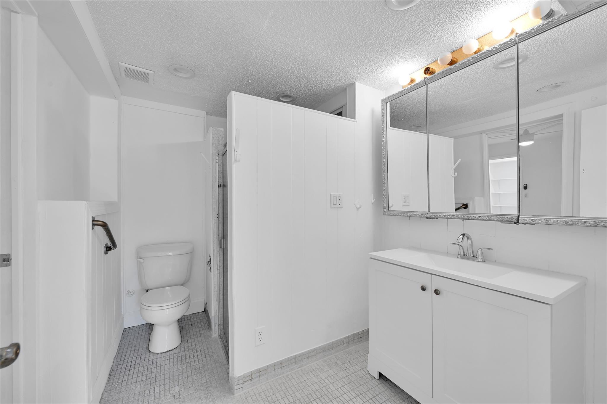 Davis Isles 29-19 B - Residential