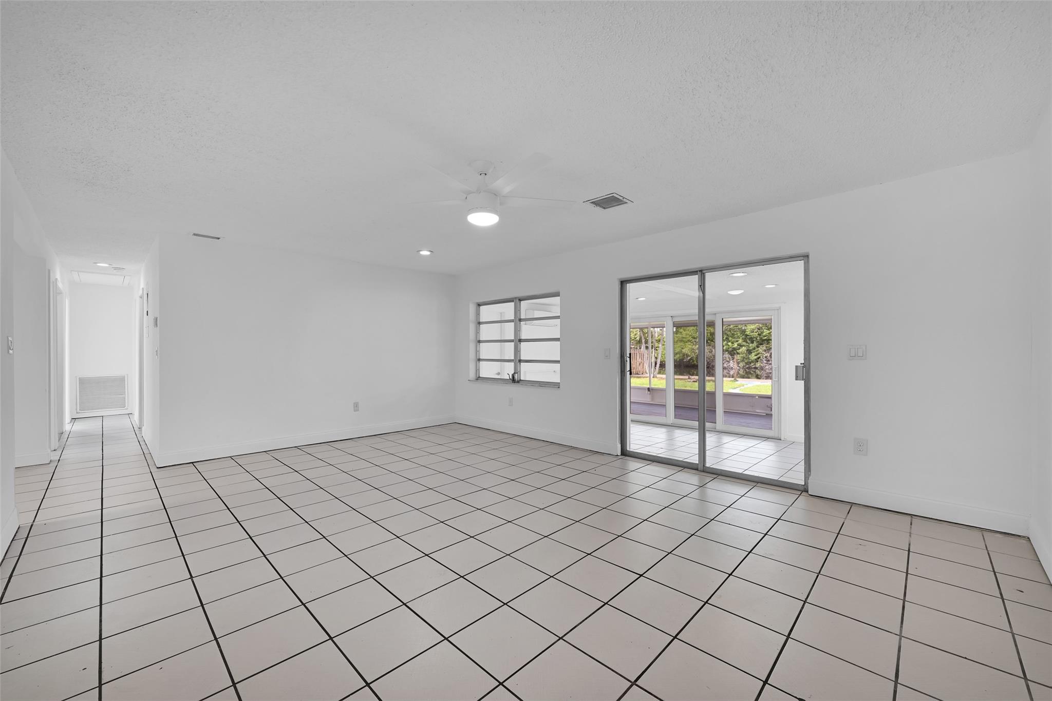 Davis Isles 29-19 B - Residential