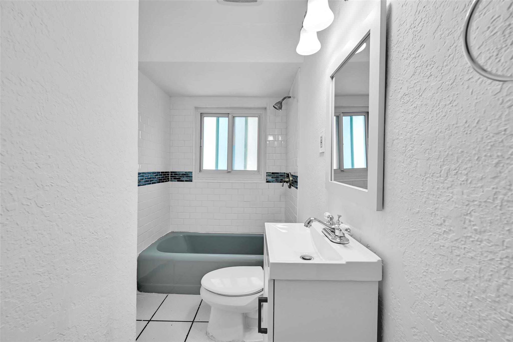 Davis Isles 29-19 B - Residential