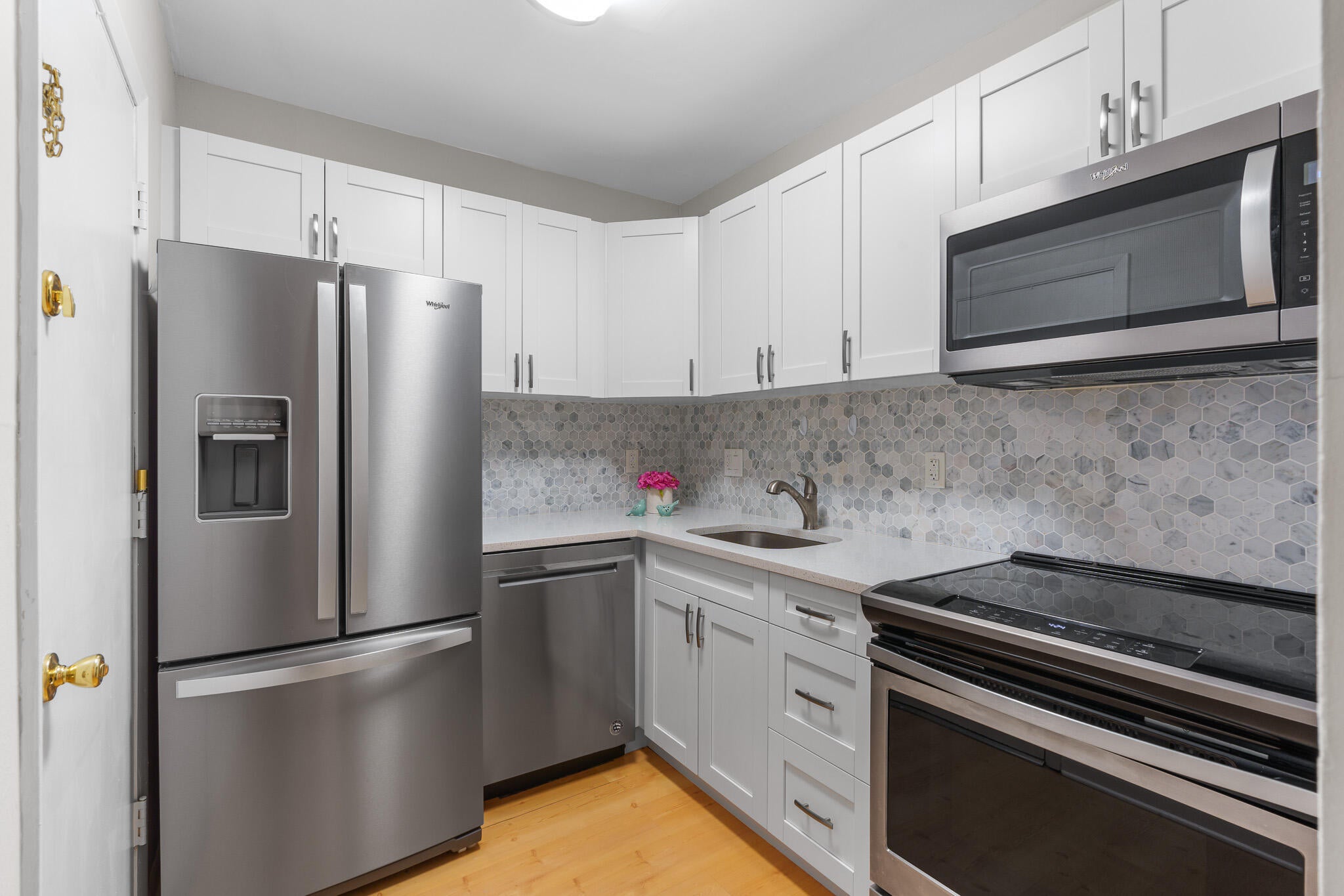 2400 NE 33RD Avenue 209