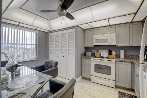 Tiny photo for 14723 Cumberland Drive #4060, Delray Beach, FL 33446 (MLS # B26036440)