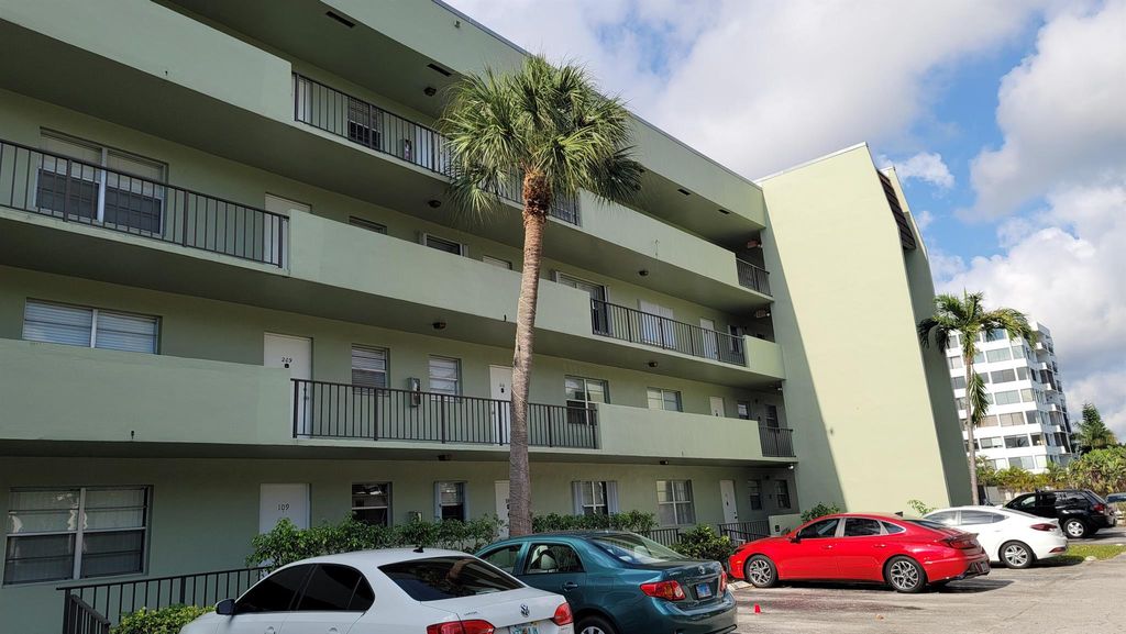 Photo of 1638 Embassy Drive #108, West Palm Beach, FL 33401 (MLS # R10985449)